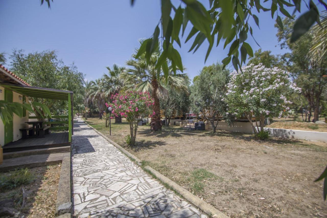 Campeggio Villaggio Sos Flores Tortolì Exterior foto